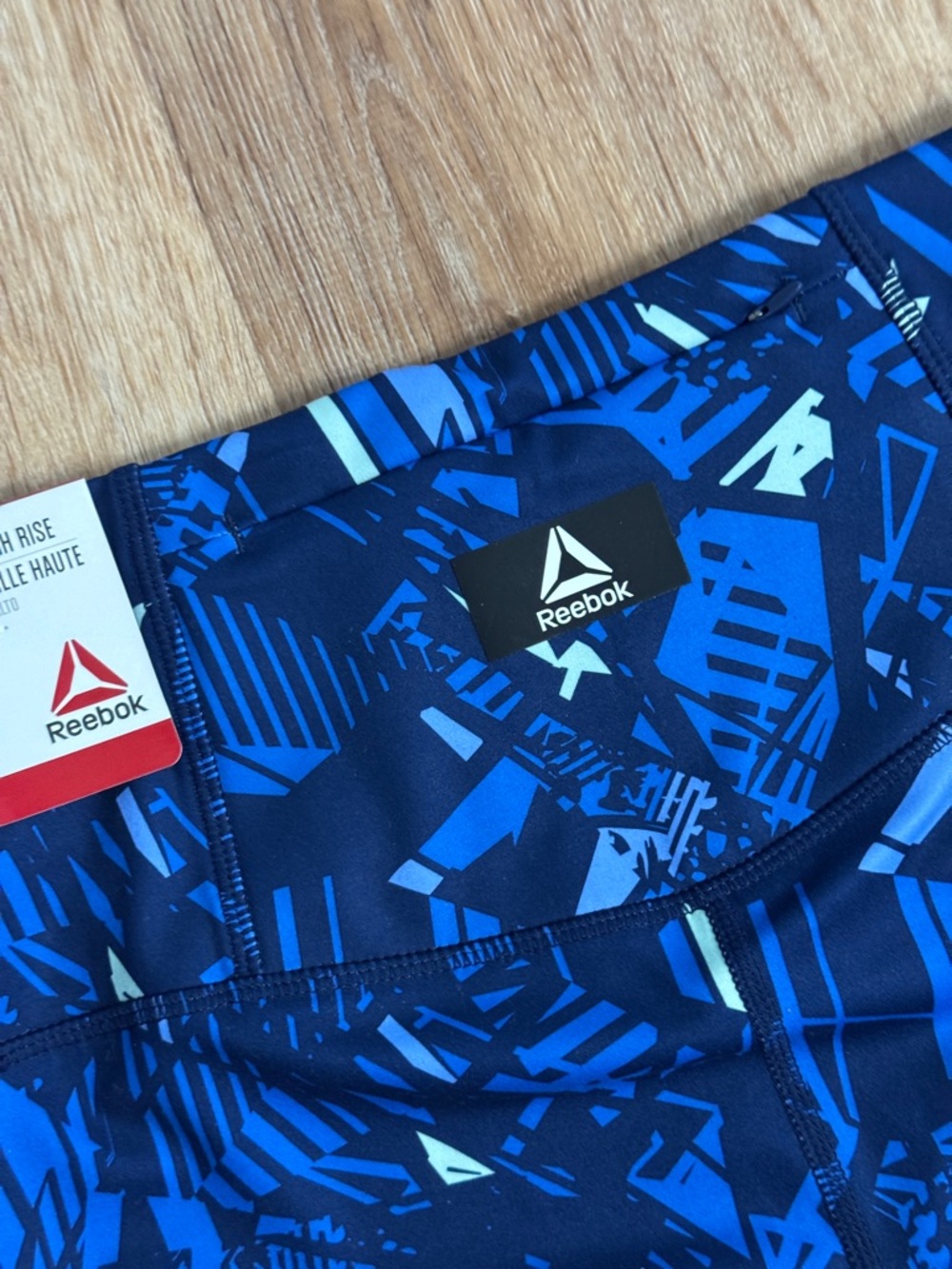 REEBOK Womens High Rise Skinny Capri Leggings Blue Geometric Patterned Med NWT - Picture 6 of 9
